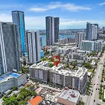 Luxury 2Br With City Views On Biscayne Blvd