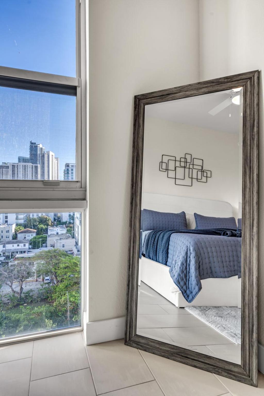 Apartment Luxury 2br With Views On Biscayne Blvd Miami
